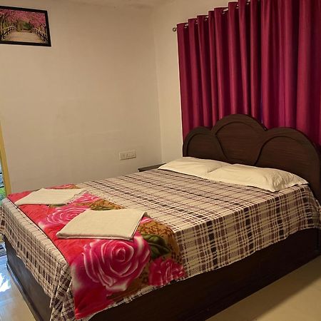Maliyeckal Homestay มุนนาร์ ภายนอก รูปภาพ