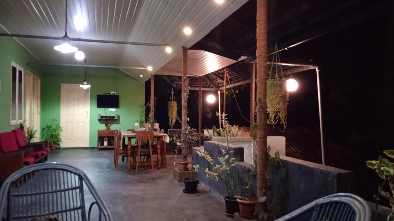 Maliyeckal Homestay มุนนาร์ ภายนอก รูปภาพ
