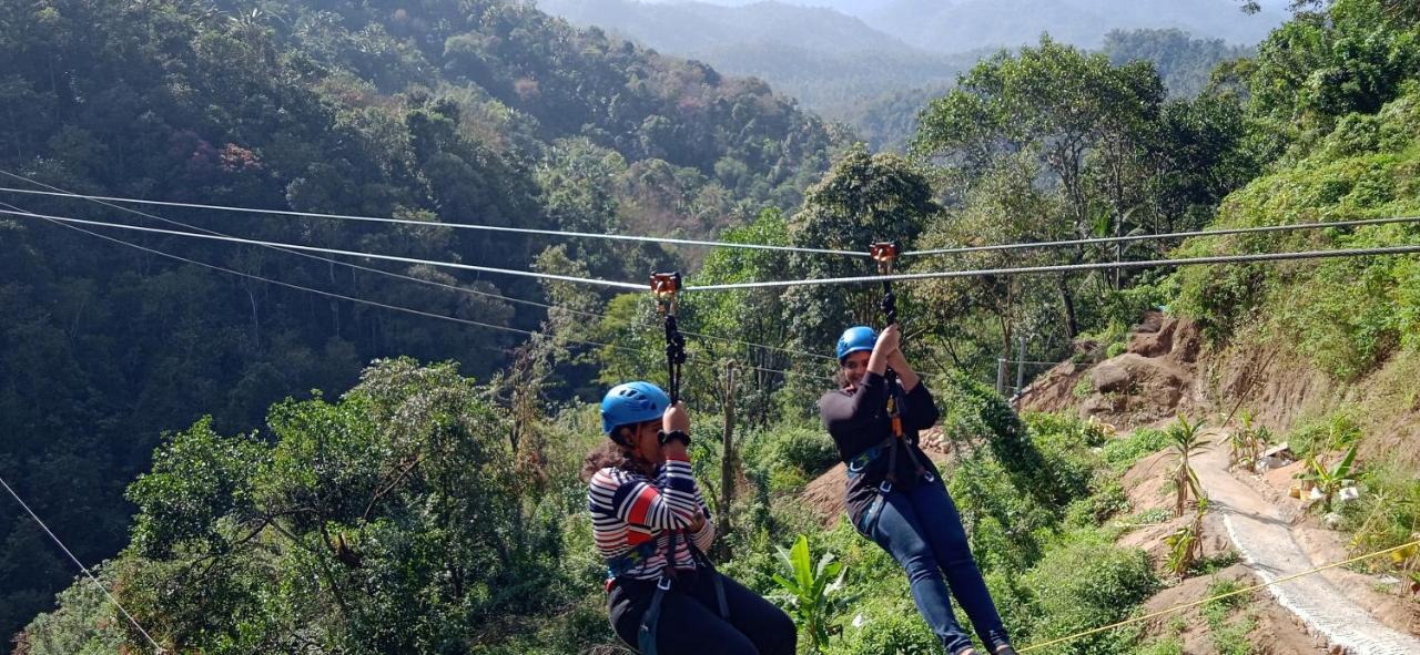Maliyeckal Homestay มุนนาร์ ภายนอก รูปภาพ