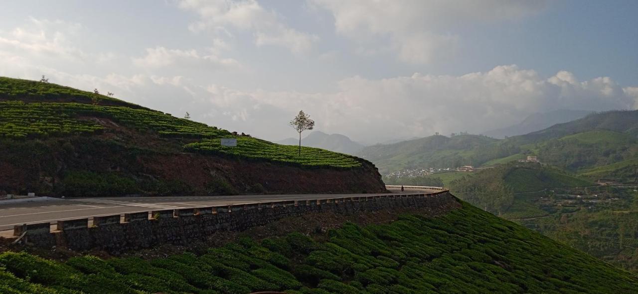Maliyeckal Homestay มุนนาร์ ภายนอก รูปภาพ