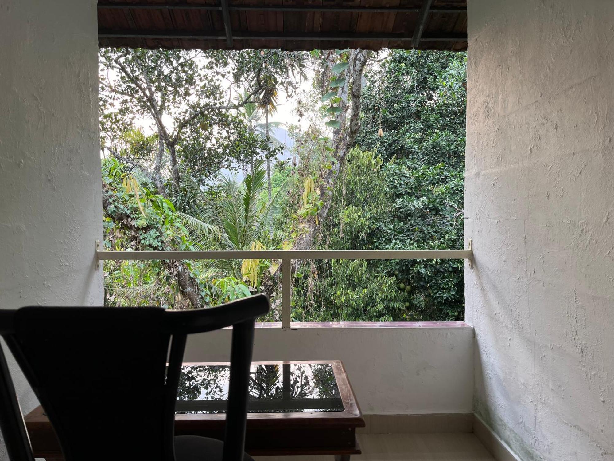 Maliyeckal Homestay มุนนาร์ ภายนอก รูปภาพ