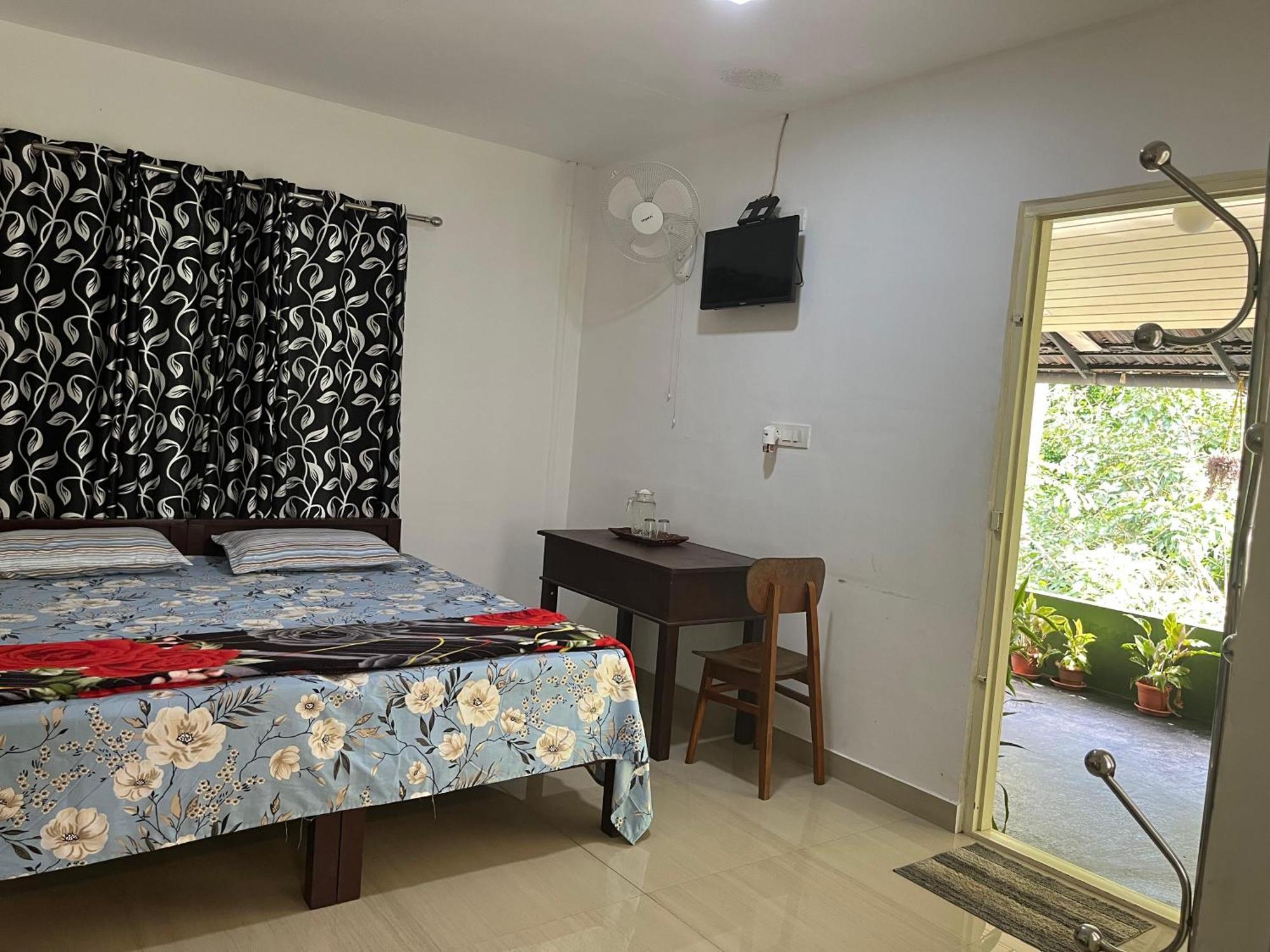 Maliyeckal Homestay มุนนาร์ ภายนอก รูปภาพ